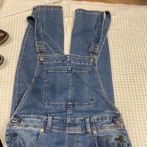 Skinny overalls